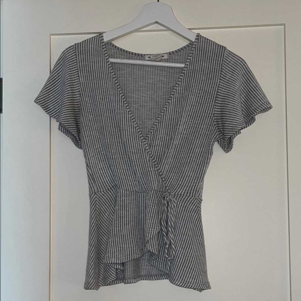4 for $40 - Caution To The Wind White and Grey/Blue Blouse